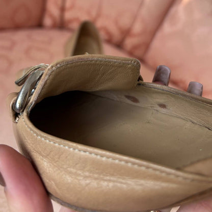 Prada beige/camel leather kitten heels