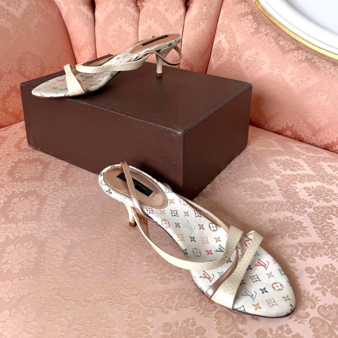 Louis Vuitton mules in white multicolour monogram