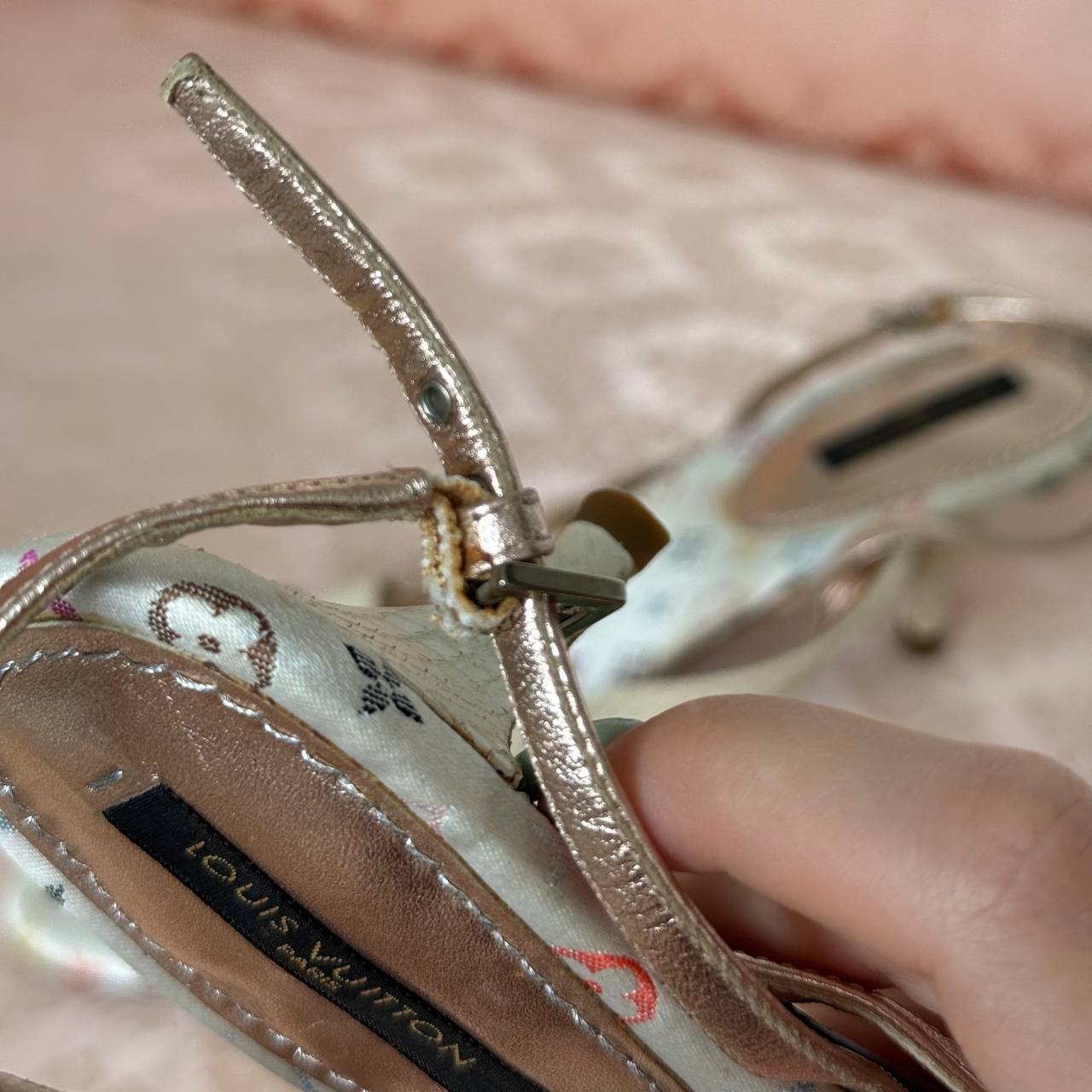 Louis Vuitton mules in white multicolour monogram