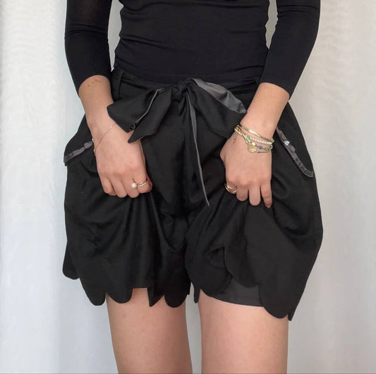 Axes Femme shorts bottom skort skirt black bow ruffled vintage y2k pilates coquette old money