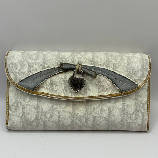 Dior wallet monogram romatique Diorissimo vintage y2k iconic collection in white and grey