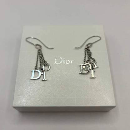 Dior earrings hanging letters silver