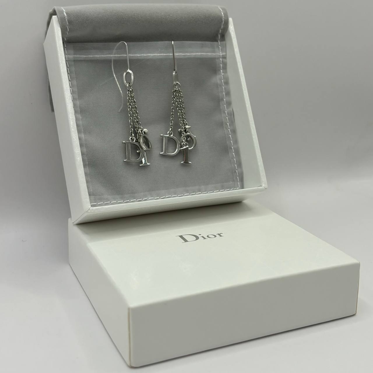 Dior earrings hanging letters silver